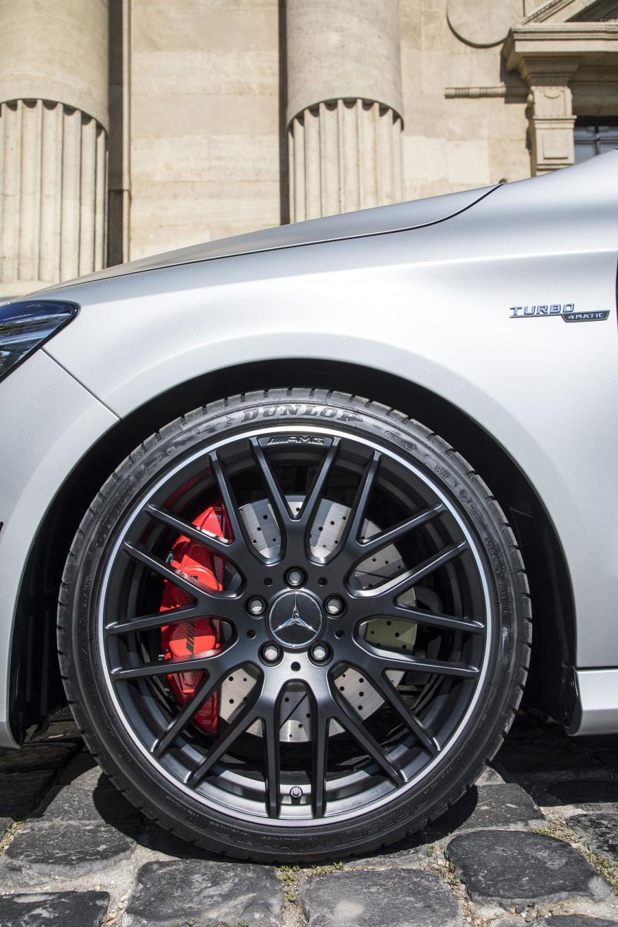 Колеса Mercedes-AMG CLA45 4Matic 2016 года  (фото 26 из 40)